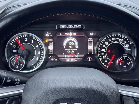 Used 2021 RAM 1500 Laramie w/ Sport Appearance Package image 15