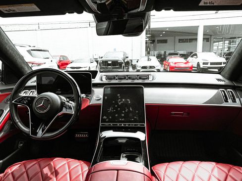Used 2023 Mercedes-Benz S 580 4MATIC Sedan image 33