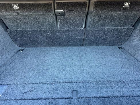 New 2026 Land Rover Range Rover Long Wheelbase Autobiography image 27