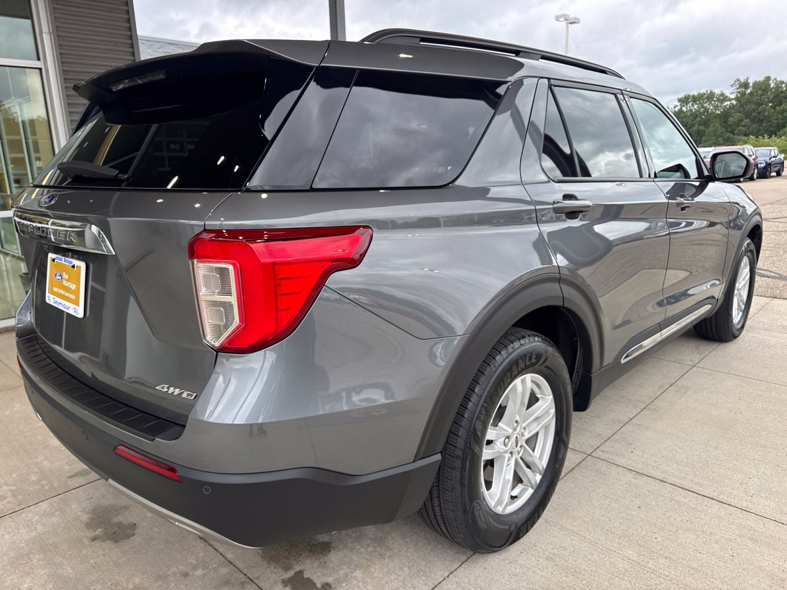 Certified 2023 Ford Explorer XLT w/ Equipment Group 202A AWD/4WD image 8