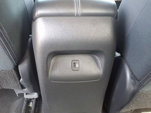 Used 2024 Nissan Sentra SV FWD image 10