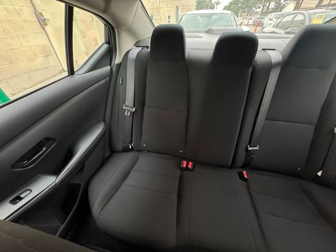 Used 2025 Nissan Sentra S image 38