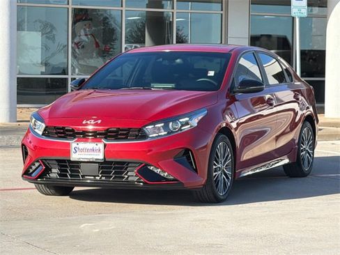 Used 2024 Kia Forte GT-Line w/ GT-Line Premium Package image 3
