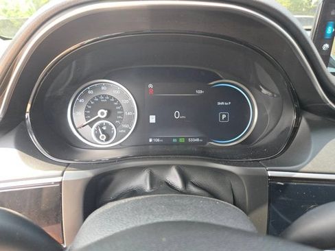 Used 2023 Genesis GV70 2.5T AWD/4WD image 22
