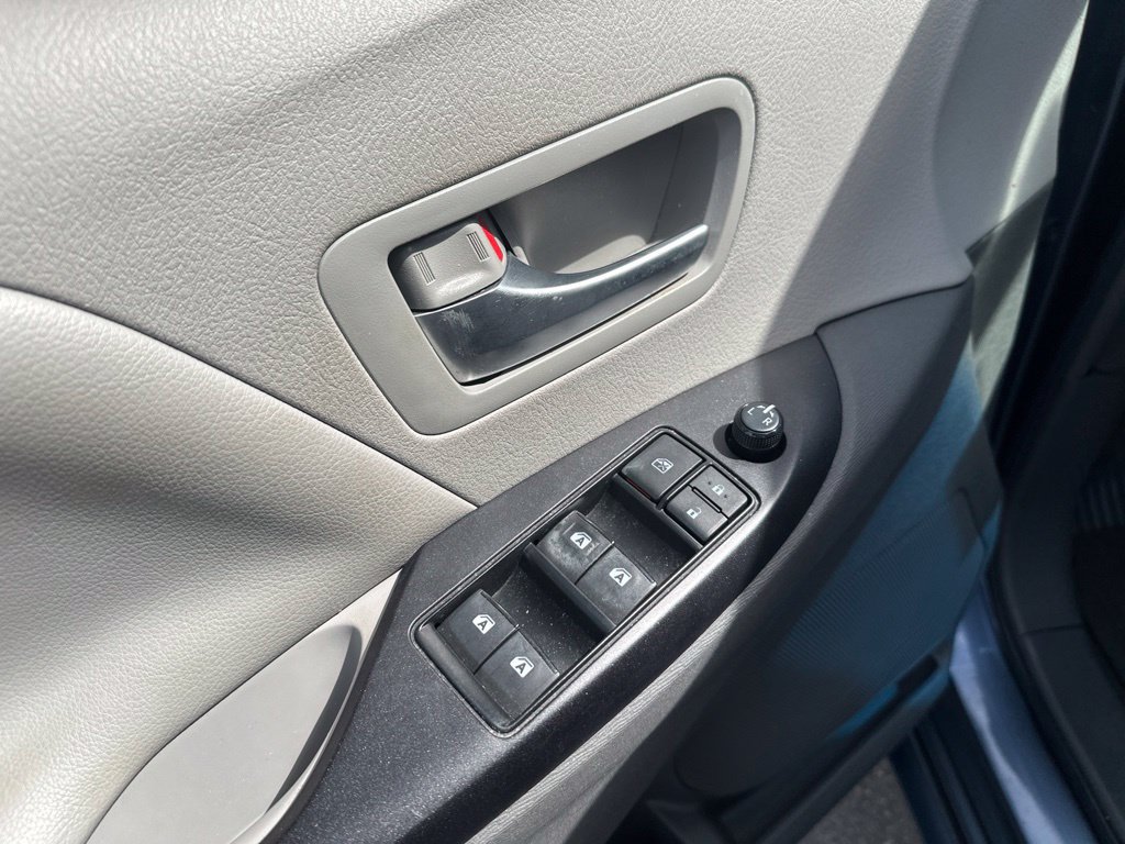 Used 2017 Toyota Sienna LE FWD image 14