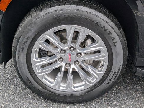 Used 2024 GMC Yukon XL SLT image 11