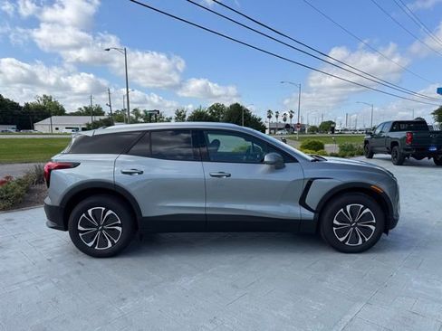 New 2025 Chevrolet Blazer EV LT image 5