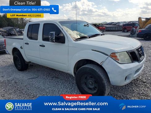 Used 2016 Nissan Frontier SV image 5
