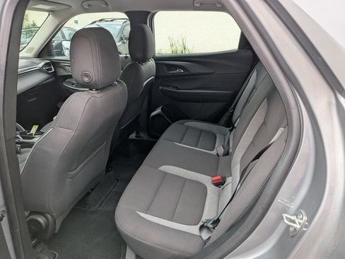 Used 2024 Chevrolet TrailBlazer LS FWD image 31
