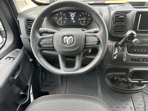 Used 2025 RAM ProMaster 2500 image 13