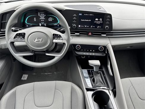 New 2026 Hyundai Elantra Blue image 22