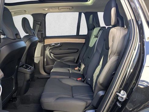 New 2026 Volvo XC90 B6 Plus w/ Protection Package image 17
