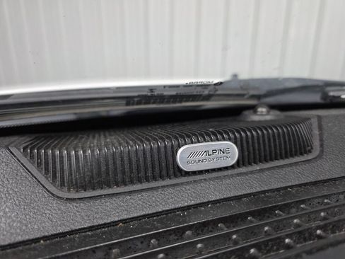 Used 2017 RAM 1500 Laramie AWD/4WD image 17