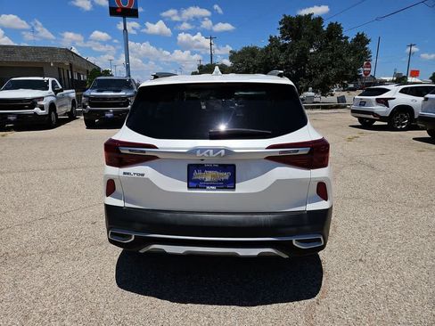 Used 2022 Kia Seltos S FWD image 7