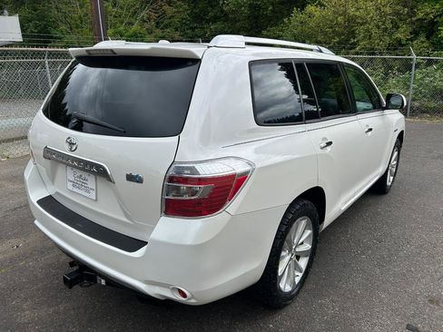 Used 2010 Toyota Highlander Limited AWD/4WD image 5