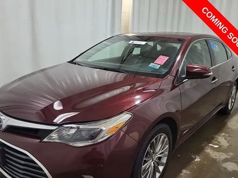 Used 2016 Toyota Avalon Limited w/ Toyota Safety Sense Package FWD image 1