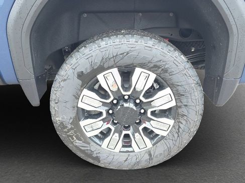 New 2026 GMC Sierra 2500 Denali w/ Denali Reserve Package AWD/4WD image 5