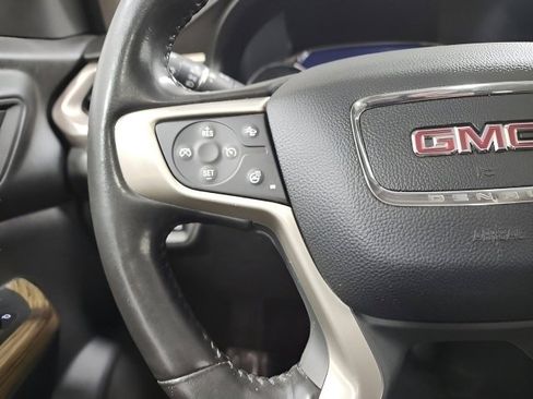 Used 2017 GMC Acadia Denali w/ Technology Package image 28