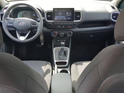 New 2026 Hyundai Venue SE image 16