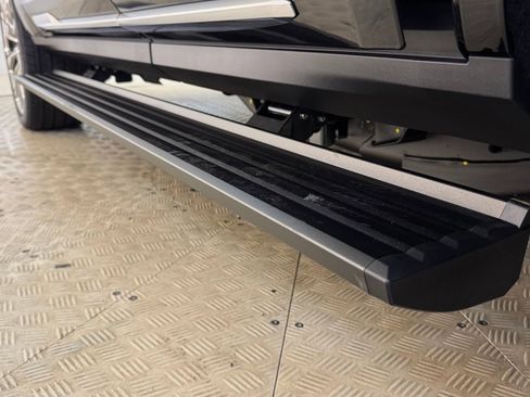 New 2026 Cadillac Escalade Luxury w/ Touring Package image 24