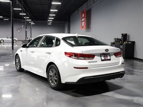 Used 2020 Kia Optima LX FWD image 5