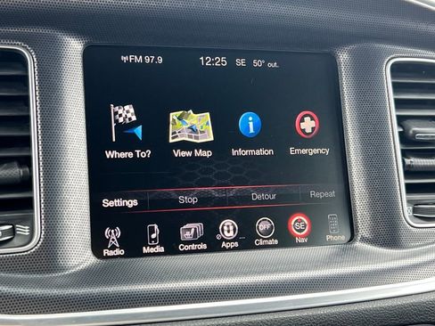 Used 2015 Dodge Charger R/T w/ Plus Group image 31