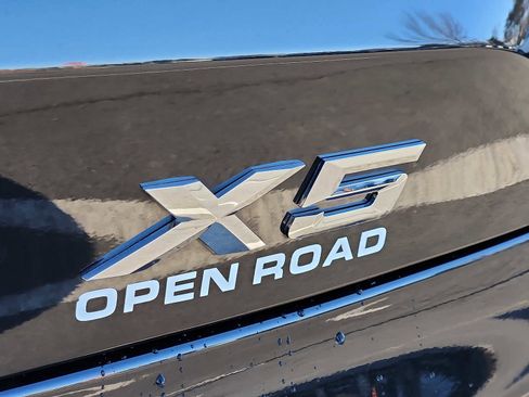 Certified 2024 BMW X5 xDrive40i w/ M Sport Package image 28