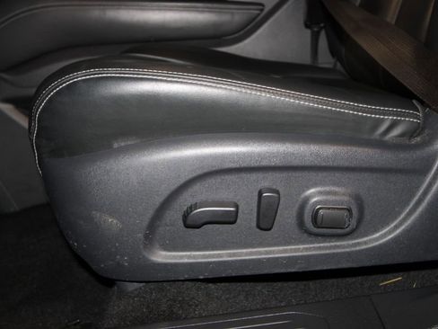 Used 2024 Nissan Murano SV w/ SV Midnight Edition Package image 7