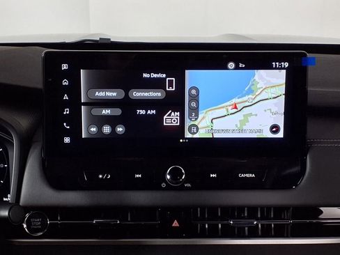 Used 2025 Mitsubishi Outlander SE FWD image 16