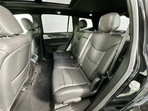 Used 2024 Cadillac XT6 Sport w/ Technology Package AWD/4WD image 28