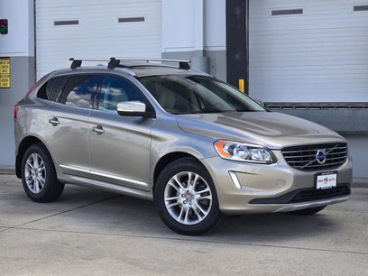 Used 2016 Volvo XC60 T5 Premier w/ Proximity Package