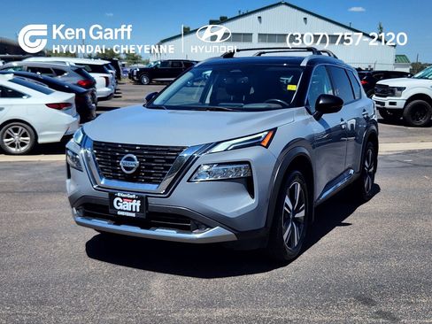 Used 2021 Nissan Rogue Platinum AWD/4WD image 1