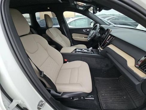 Used 2026 Volvo XC60 B5 Plus AWD/4WD image 10