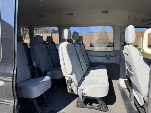 Used 2018 Ford Transit 350 XLT image 18
