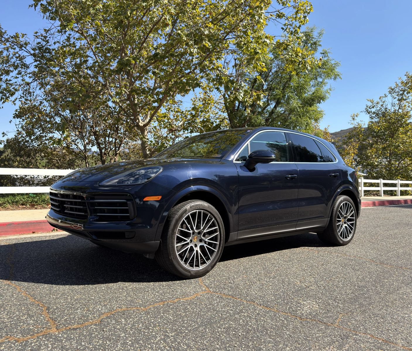 Used 2021 Porsche Cayenne AWD/4WD image 6