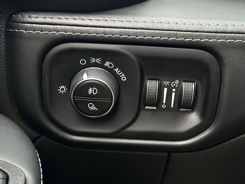 New 2025 RAM 2500 Rebel w/ Rebel Level 2 Equipment Group AWD/4WD image 25
