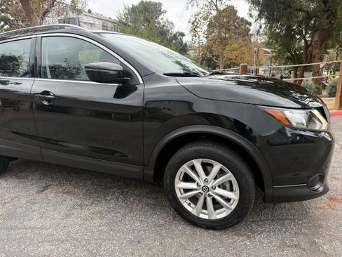 Used 2019 Nissan Rogue Sport SV image 15