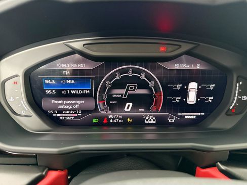 Used 2024 Lamborghini Urus S AWD/4WD image 13
