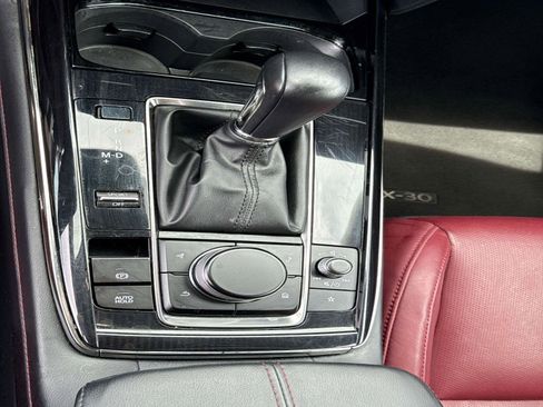 Certified 2025 MAZDA CX-30 AWD 2.5 S w/ Preferred Package image 24