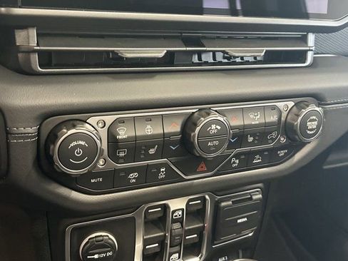 New 2026 Jeep Wrangler Unlimited Rubicon 392 image 26