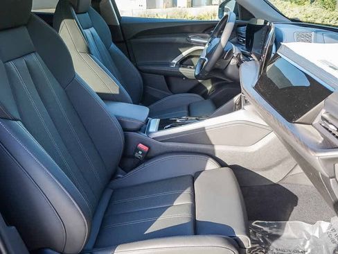 New 2025 Audi Q5 Premium Plus image 19