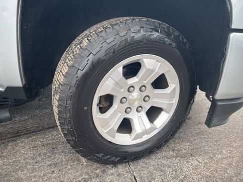 Used 2017 Chevrolet Silverado 1500 LT w/ All Star Edition image 9