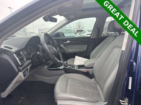 Used 2021 Audi Q5 2.0T Premium w/ Convenience Package image 18