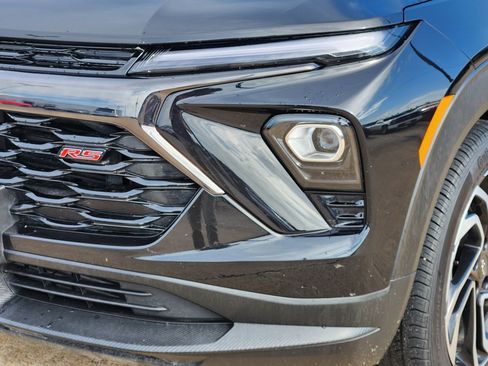 Certified 2025 Chevrolet TrailBlazer RS w/ Convenience Package FWD image 10