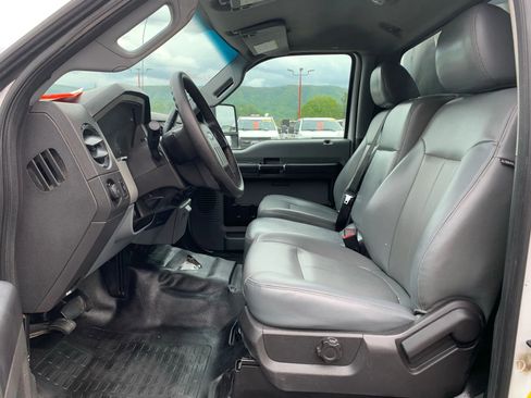 Used 2012 Ford F450 XL w/ PWR Equipment Group image 9