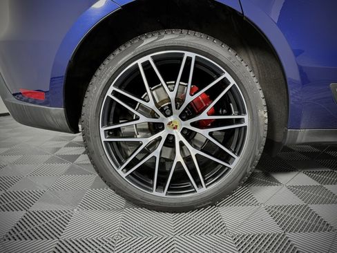 Used 2022 Porsche Macan S image 17
