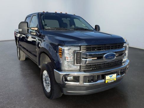 Used 2019 Ford F250 XLT w/ XLT Value Package image 7