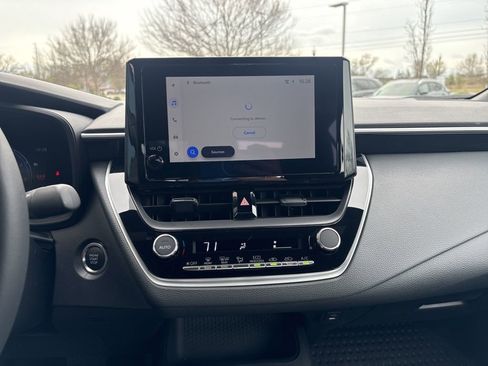 Used 2026 Toyota Corolla SE image 26