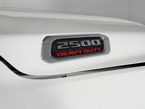 Used 2025 RAM 2500 Big Horn AWD/4WD image 13