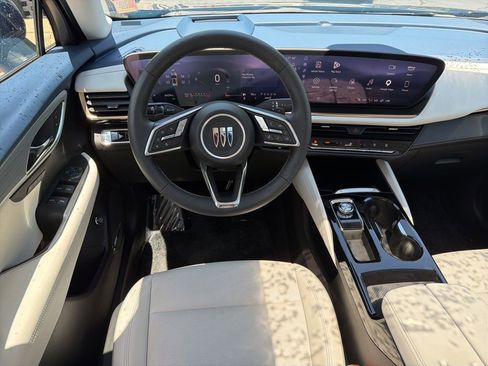 Used 2024 Buick Envision Avenir AWD/4WD image 5